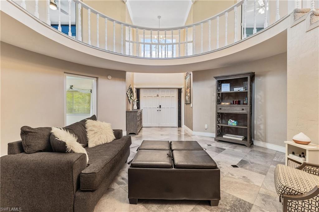 SAN CARLOS PARK - Residential