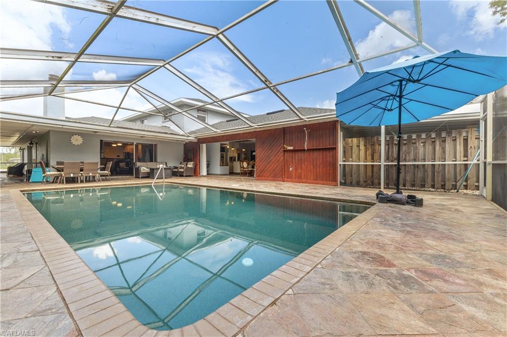 SAN CARLOS PARK - Residential