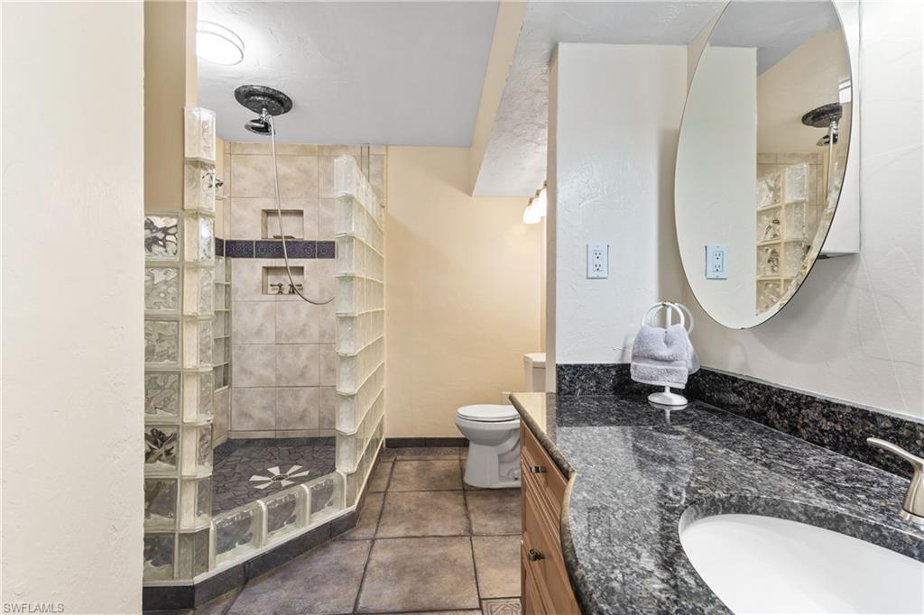 SAN CARLOS PARK - Residential