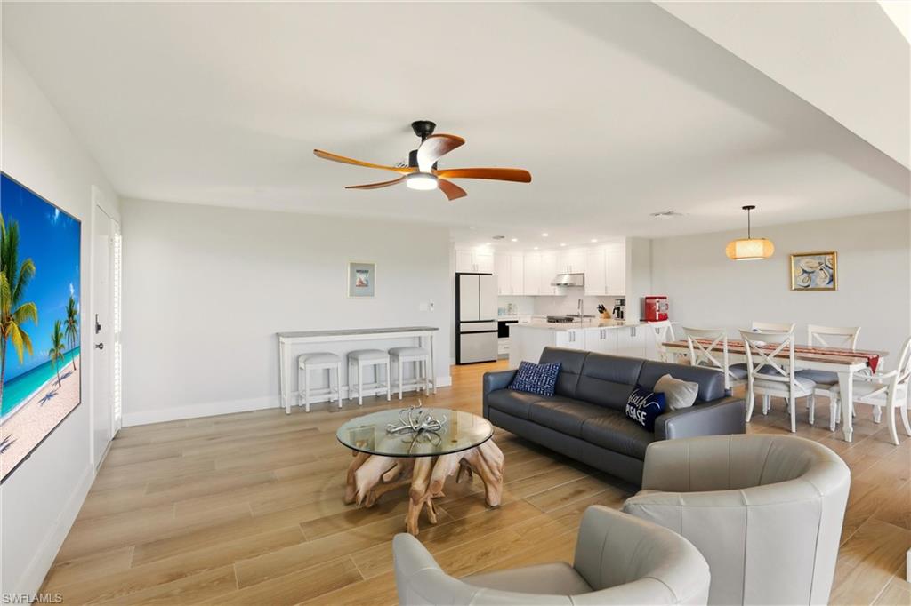 SUNSET SOUTH CONDO - Residential