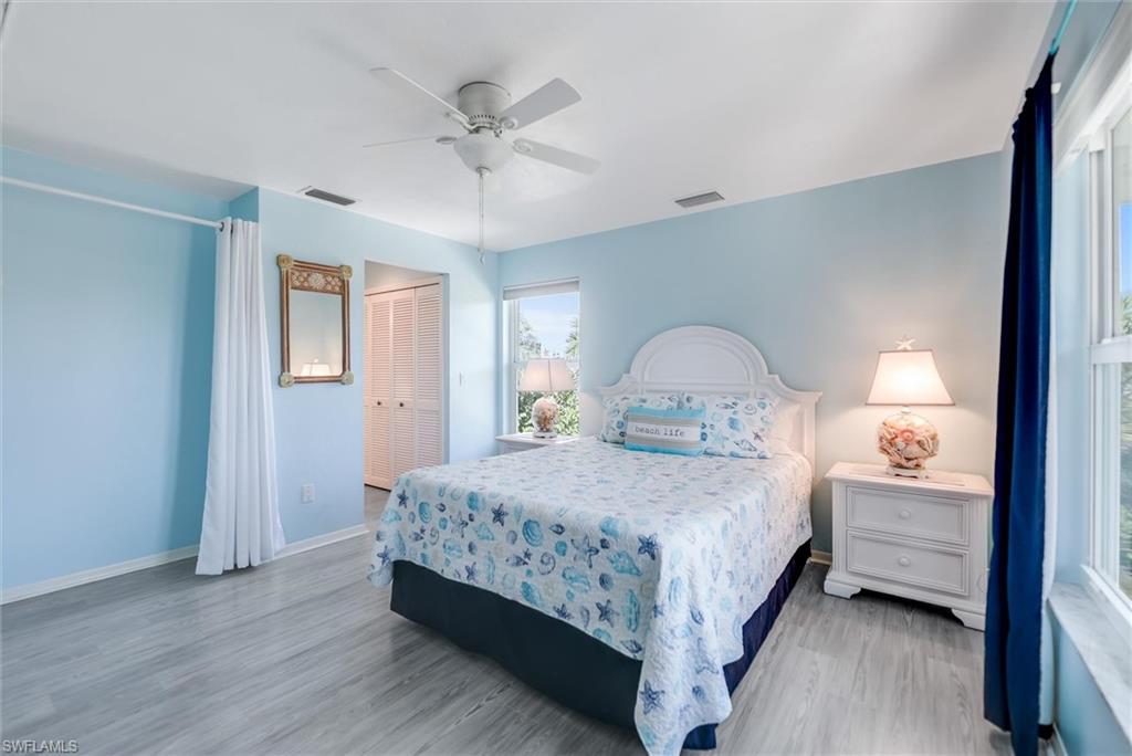 THE ROCKS - Residential