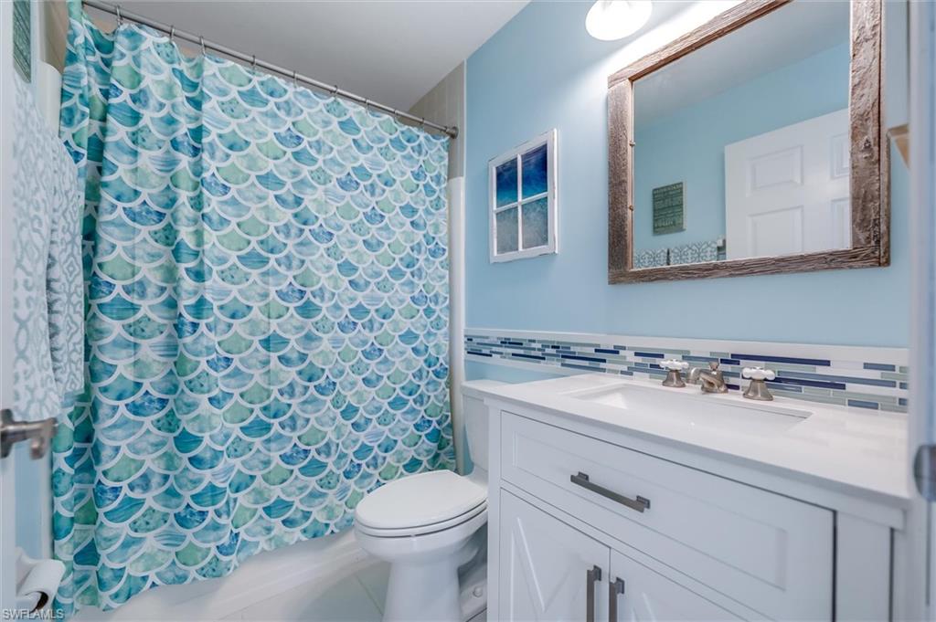 THE ROCKS - Residential