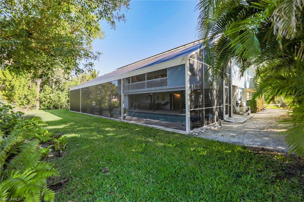 THE ROCKS - Residential