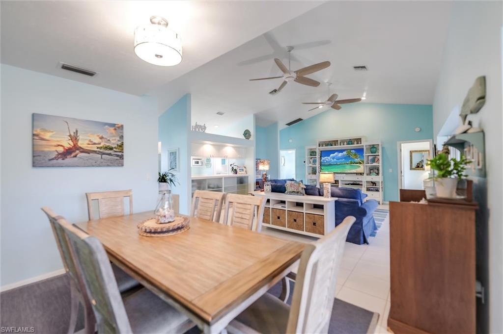 THE ROCKS - Residential