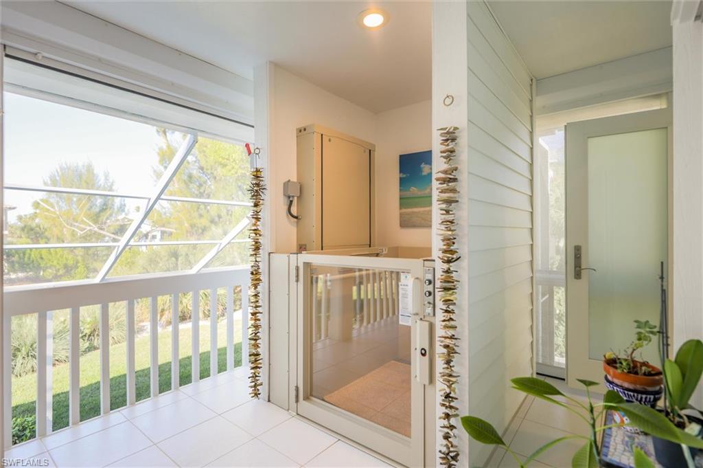 THE ROCKS - Residential