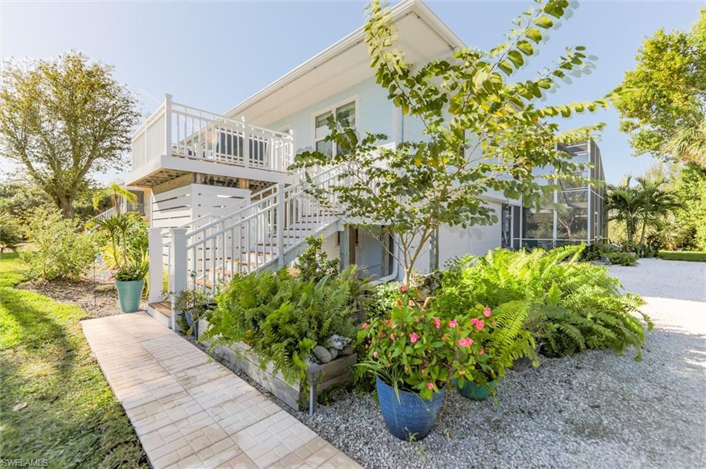 THE ROCKS - Residential