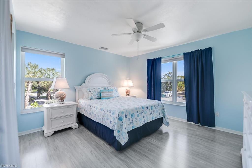 THE ROCKS - Residential