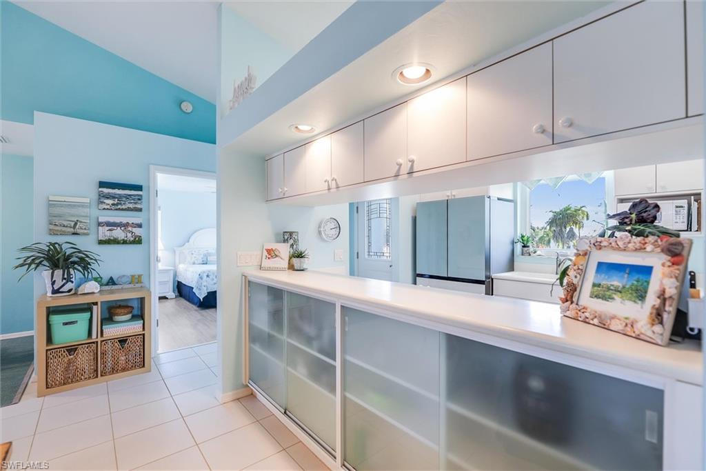 THE ROCKS - Residential