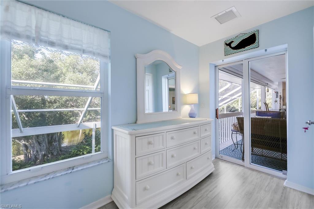 THE ROCKS - Residential