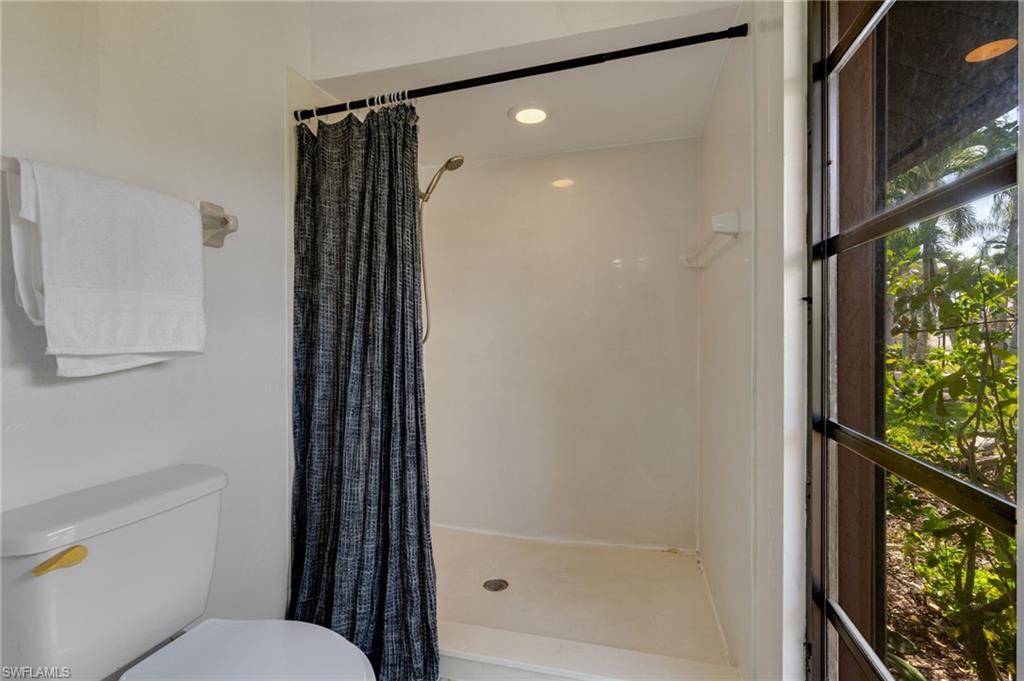 LOCHMOOR - Residential