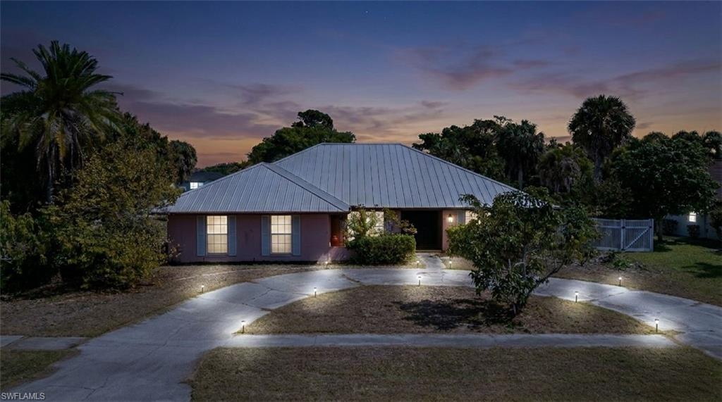 LOCHMOOR - Residential