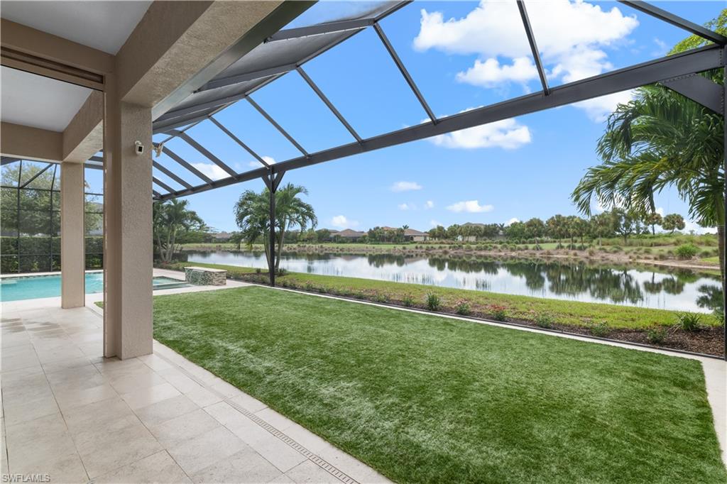 ESPLANADE - Residential