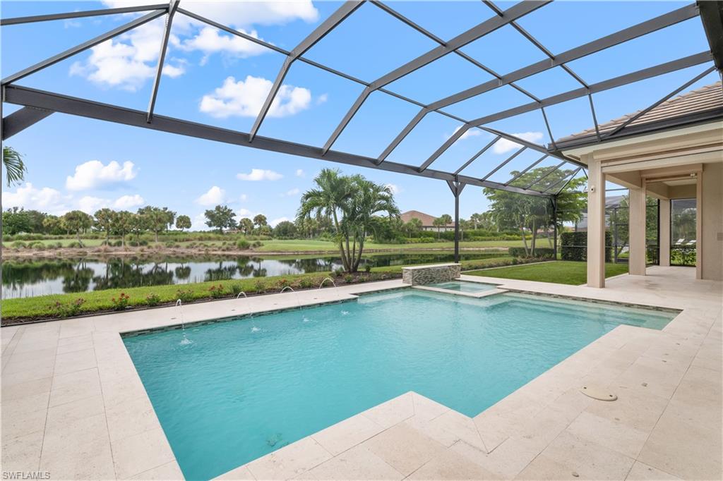 ESPLANADE - Residential