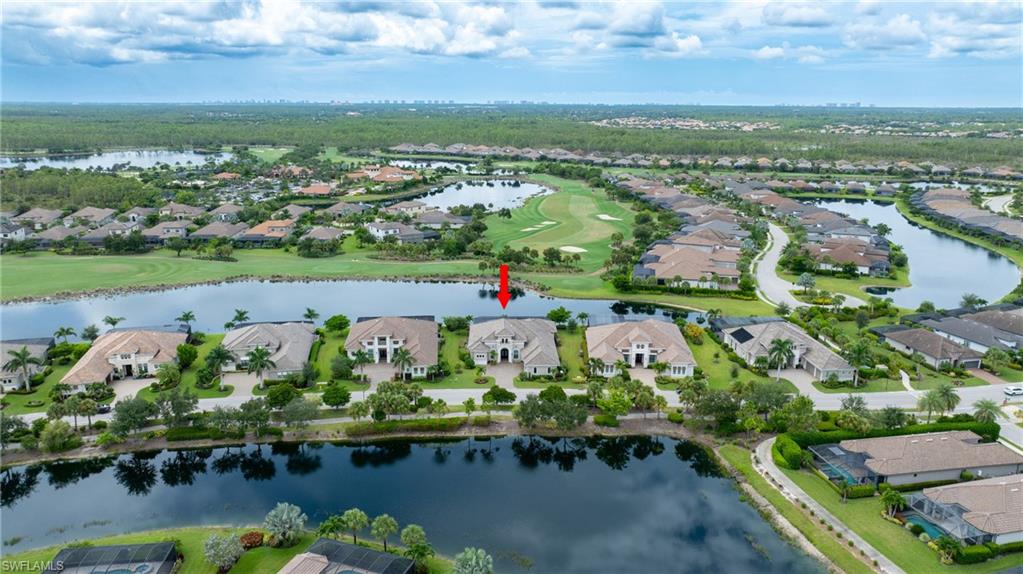 ESPLANADE - Residential