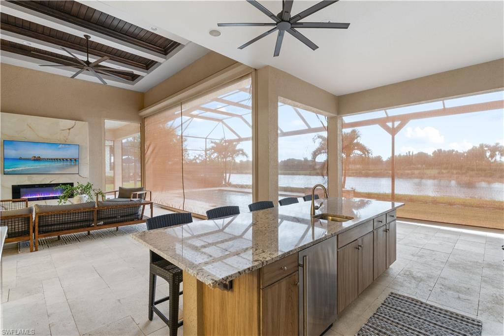 ESPLANADE - Residential