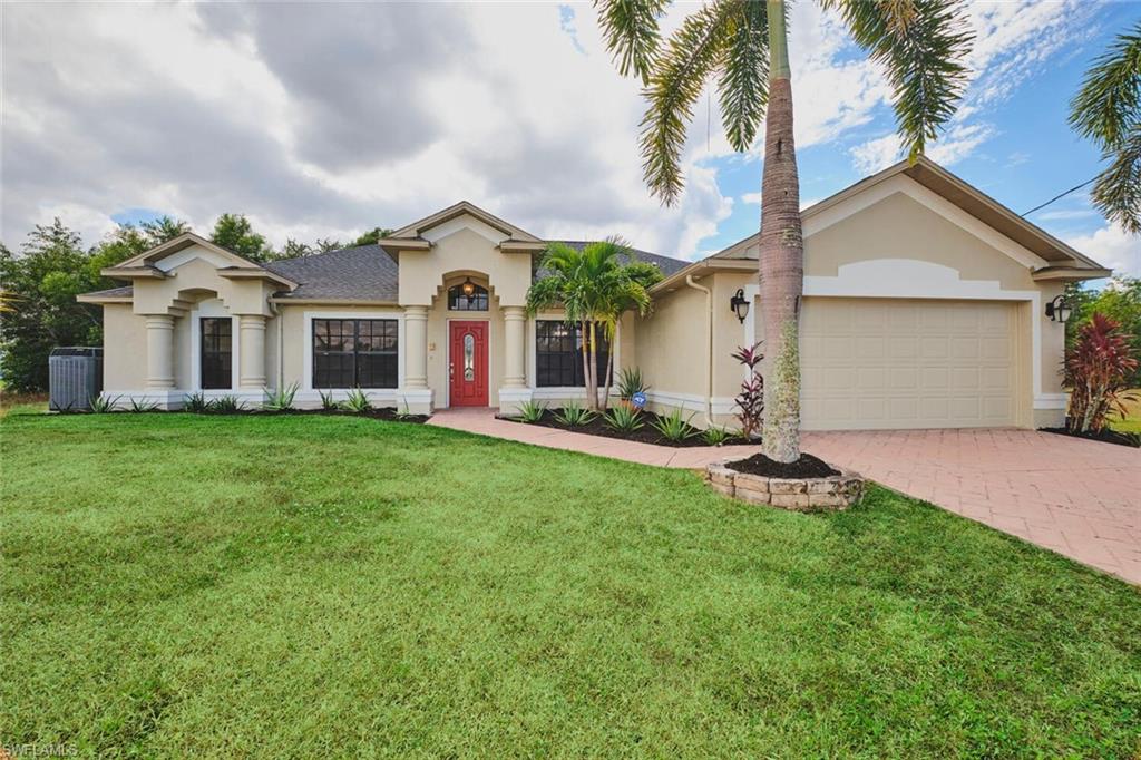 CAPE CORAL - Residential