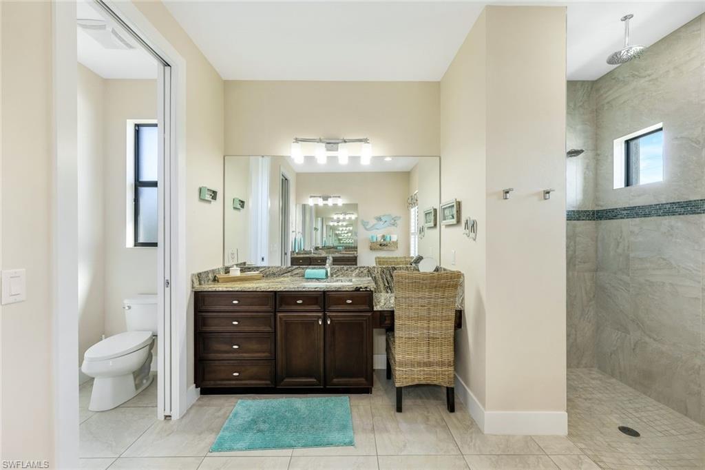 YACHT CLUB - Residential