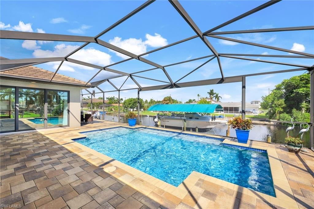 YACHT CLUB - Residential