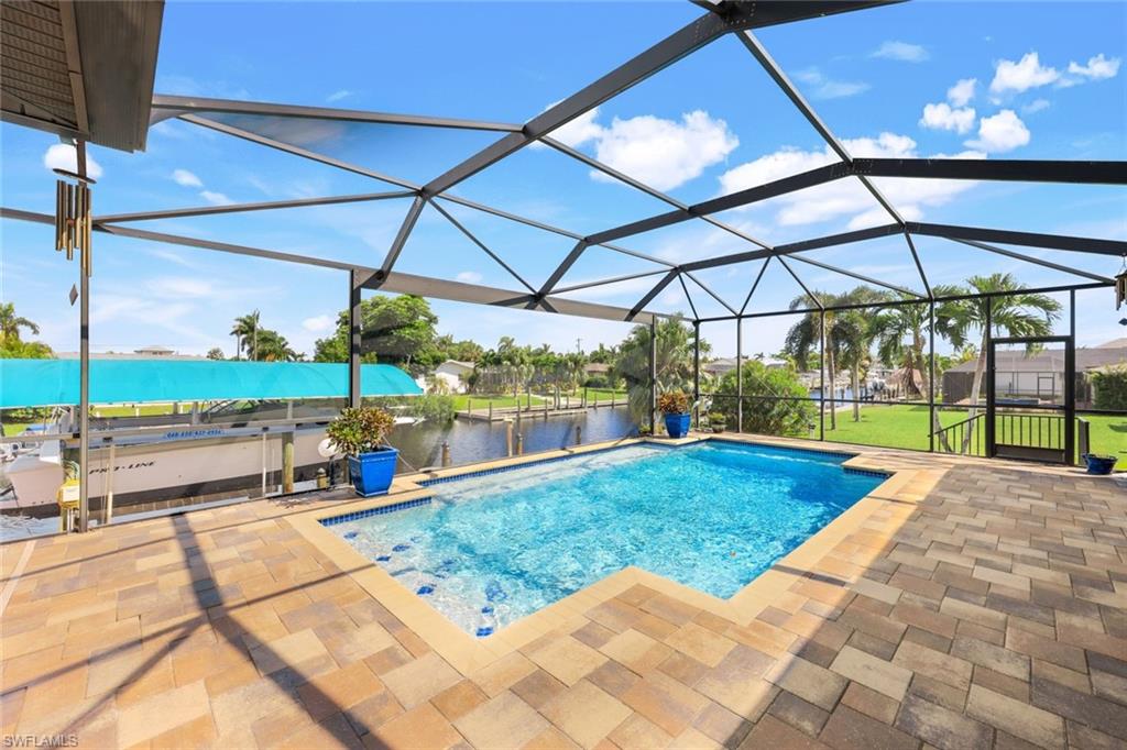 YACHT CLUB - Residential