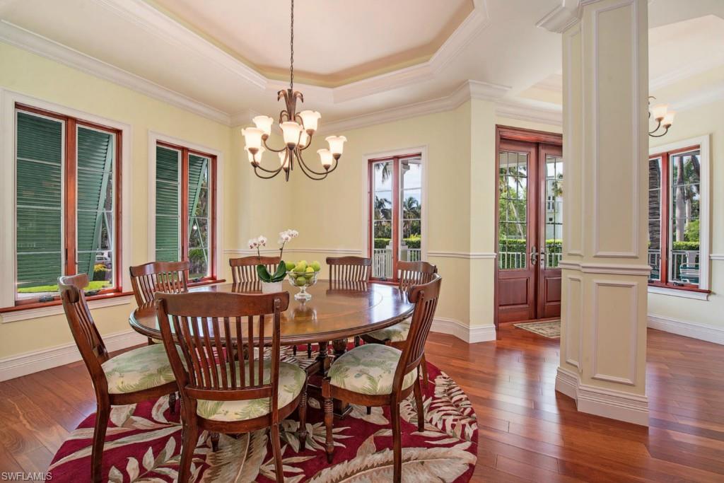 OLDE NAPLES - Residential