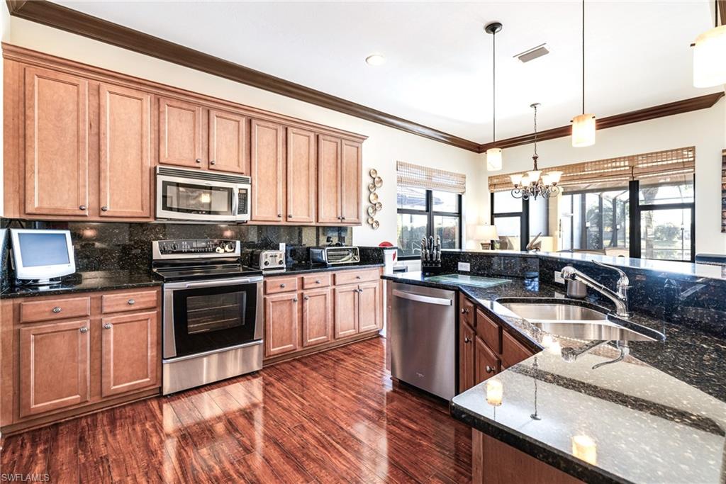 HAMPTON PARK - Residential