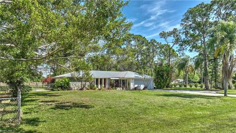 11741 Fox Hill RD NORTH FORT MYERS FL 33917