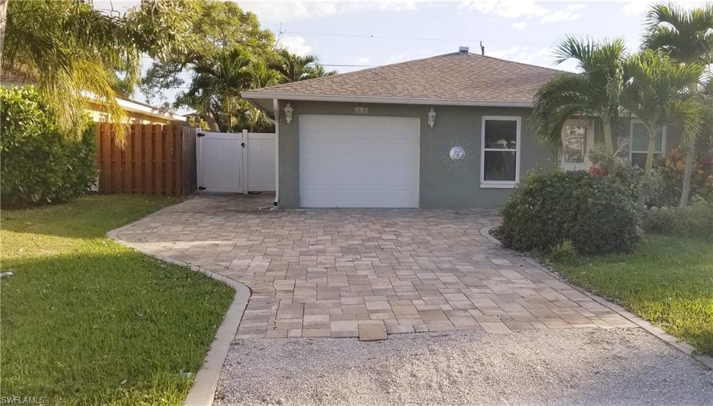 NAPLES PARK - Residential