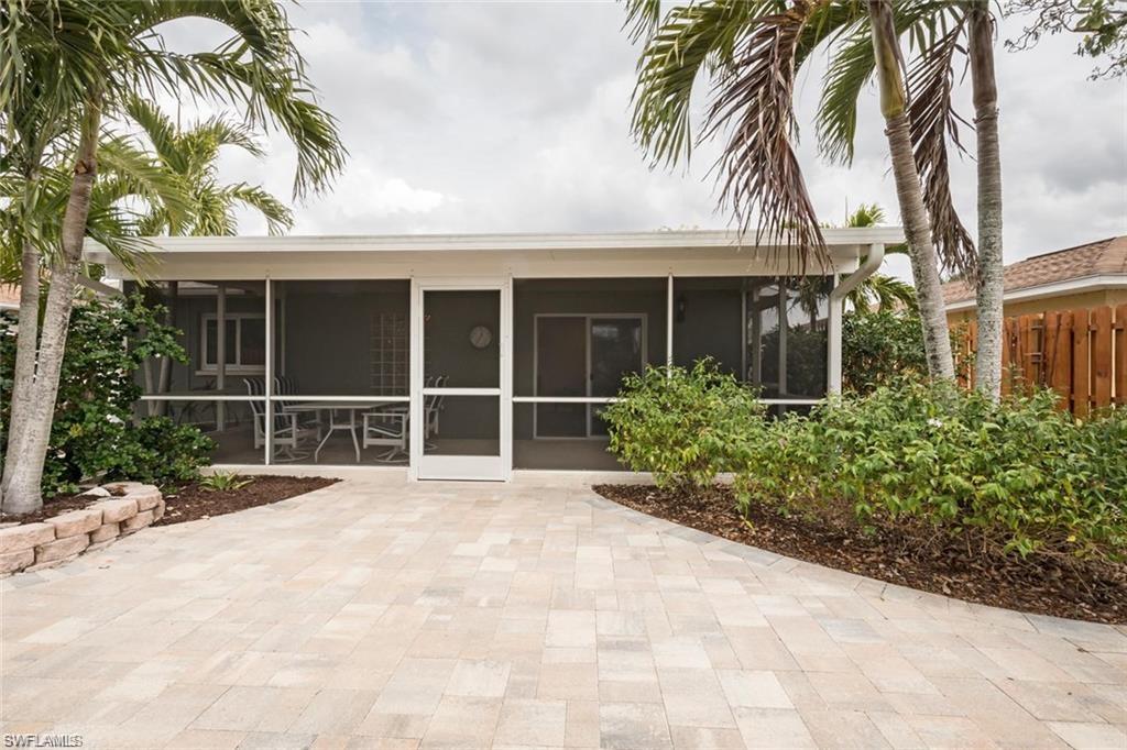 NAPLES PARK - Residential