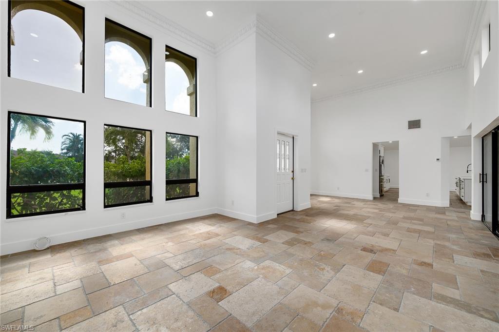 EAGLE RIDGE - Residential