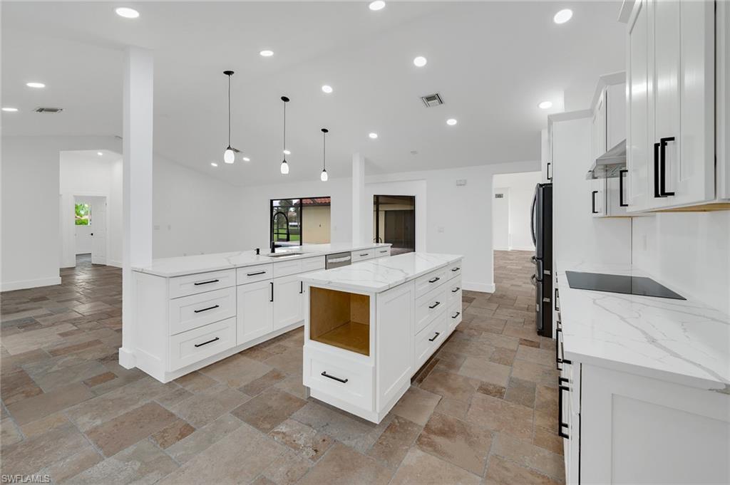 EAGLE RIDGE - Residential