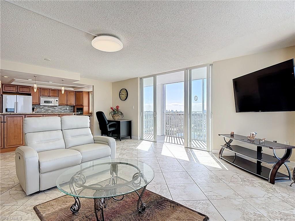 CRECIENTE CONDO EAST - Residential