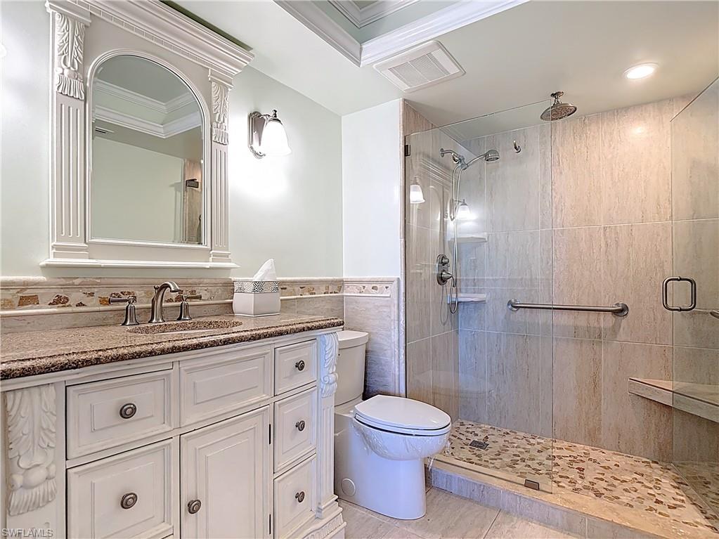 CRECIENTE CONDO EAST - Residential