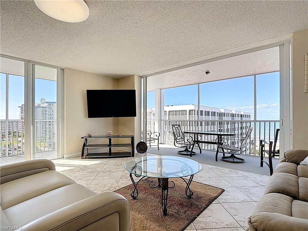 CRECIENTE CONDO EAST - Residential