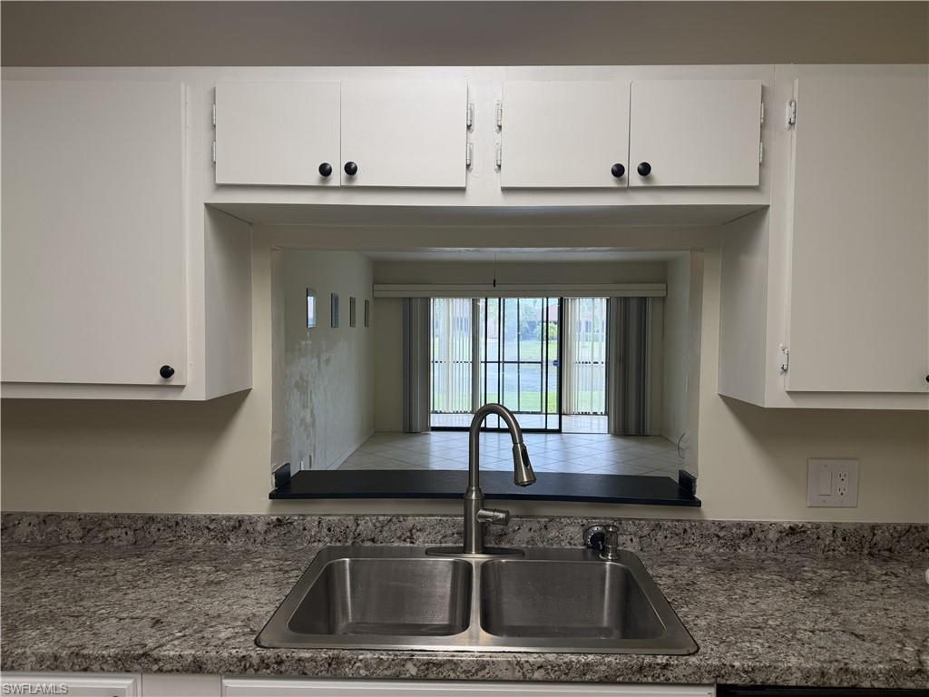 ADMIRALTY YACHT & RACQUET CLUB - Residential Lease