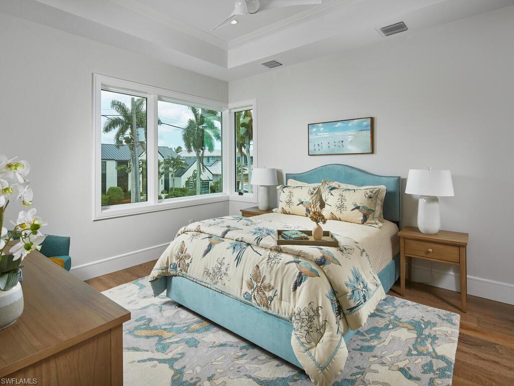 AQUALANE SHORES - Residential