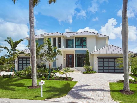 575 17th AVE S NAPLES FL 34102