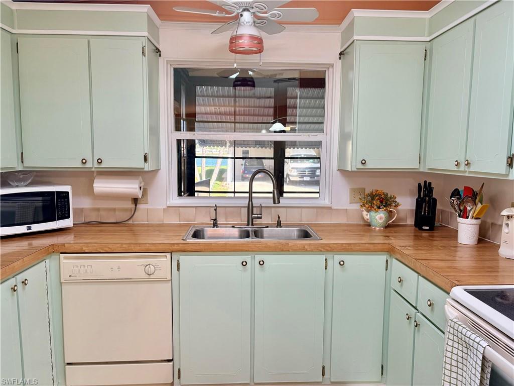 LAKE ARROWHEAD MOB VILLAGE - Residential