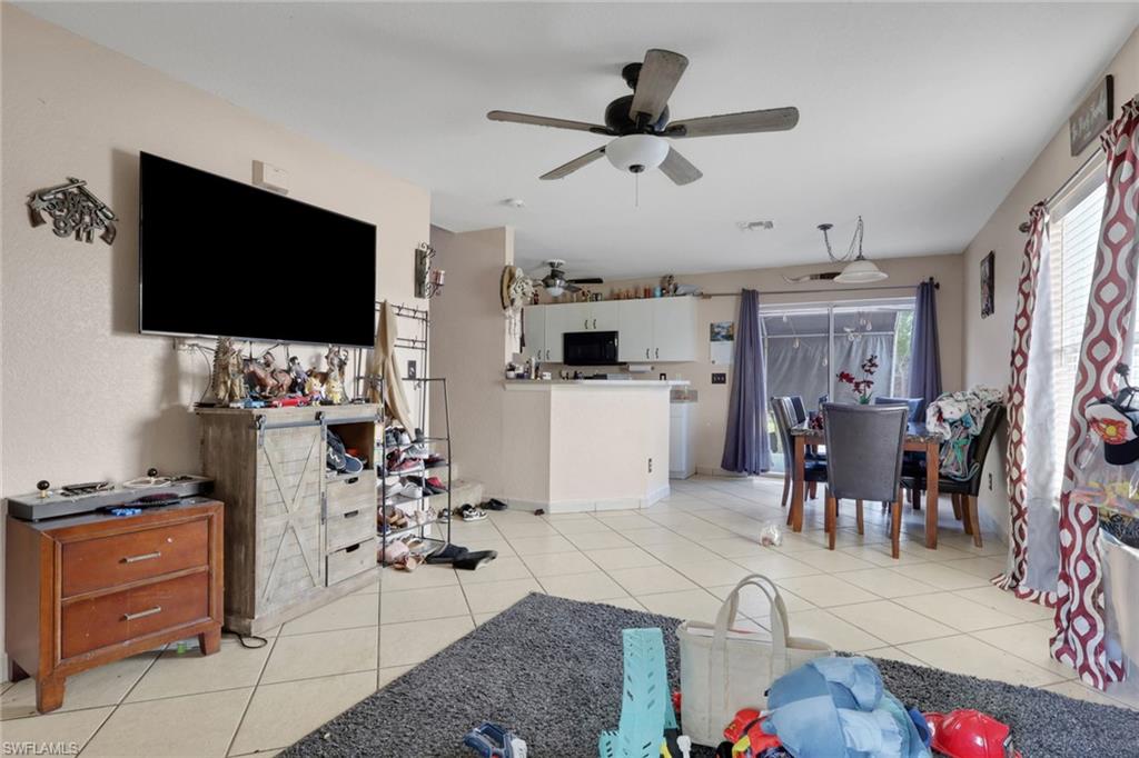 SILVERADO EAST - Residential