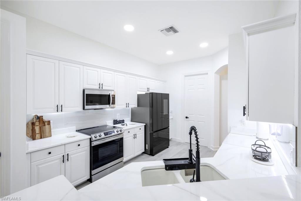 DELASOL - Residential Lease