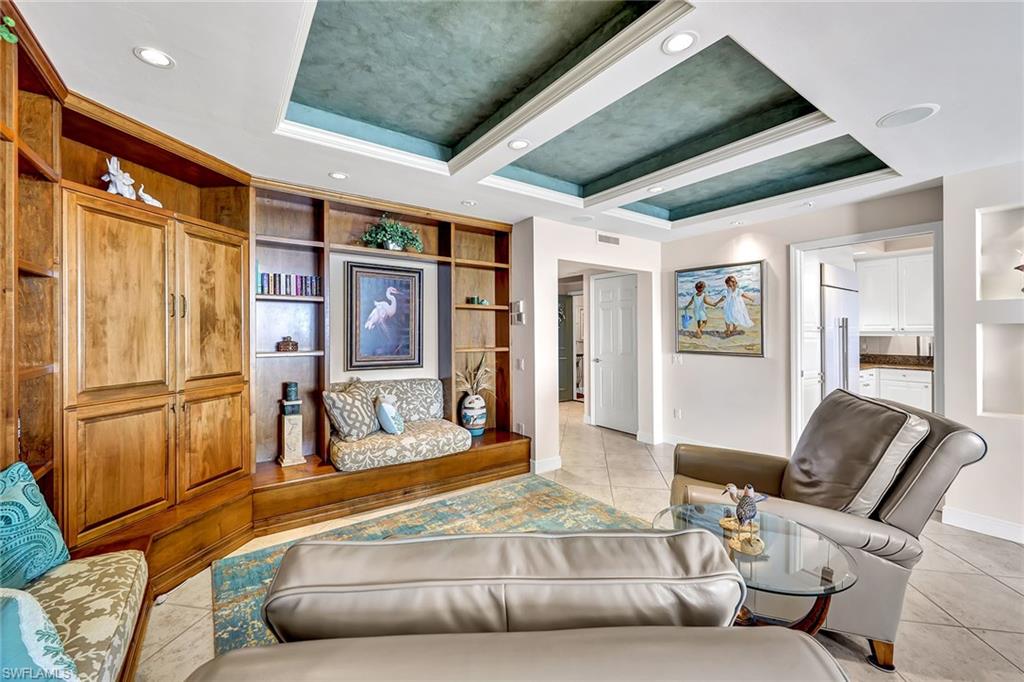 TOSCANA AT BAY COLONY - Residential