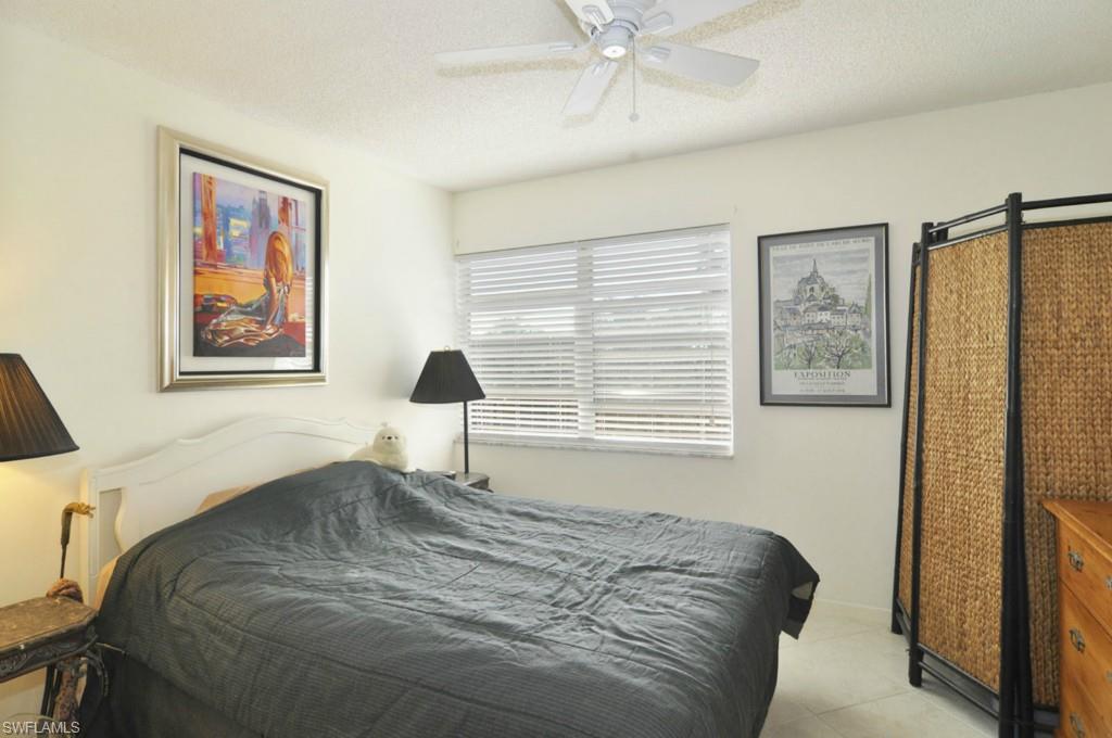 FOREST LAKES - Residential