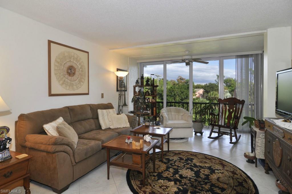 FOREST LAKES - Residential