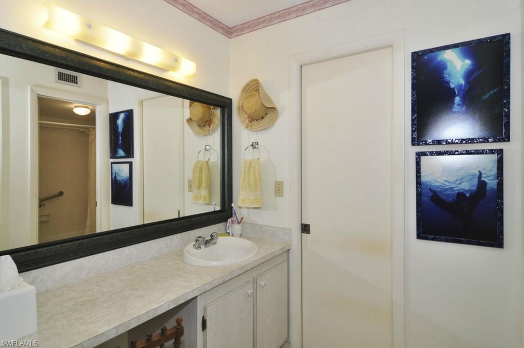 FOREST LAKES - Residential