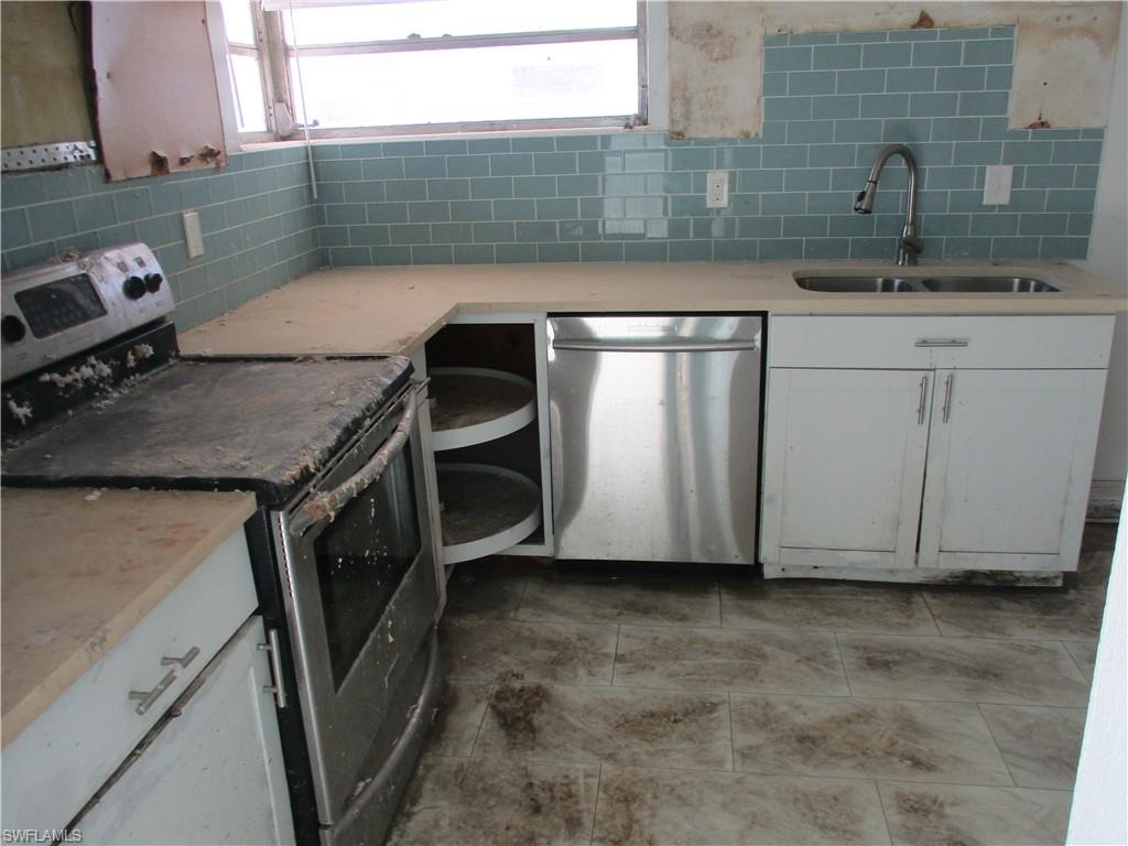 CLEAVES CORNER UNREC PLAT - Residential