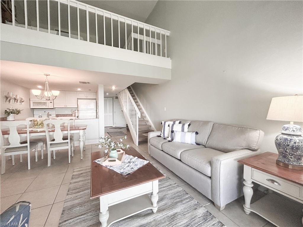 TENNIS VILLAS - Residential