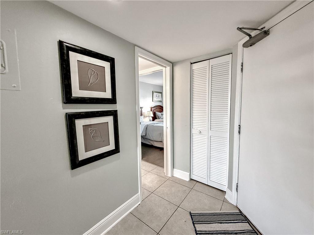 TENNIS VILLAS - Residential