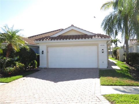 4235 Redonda LN NAPLES FL 34119