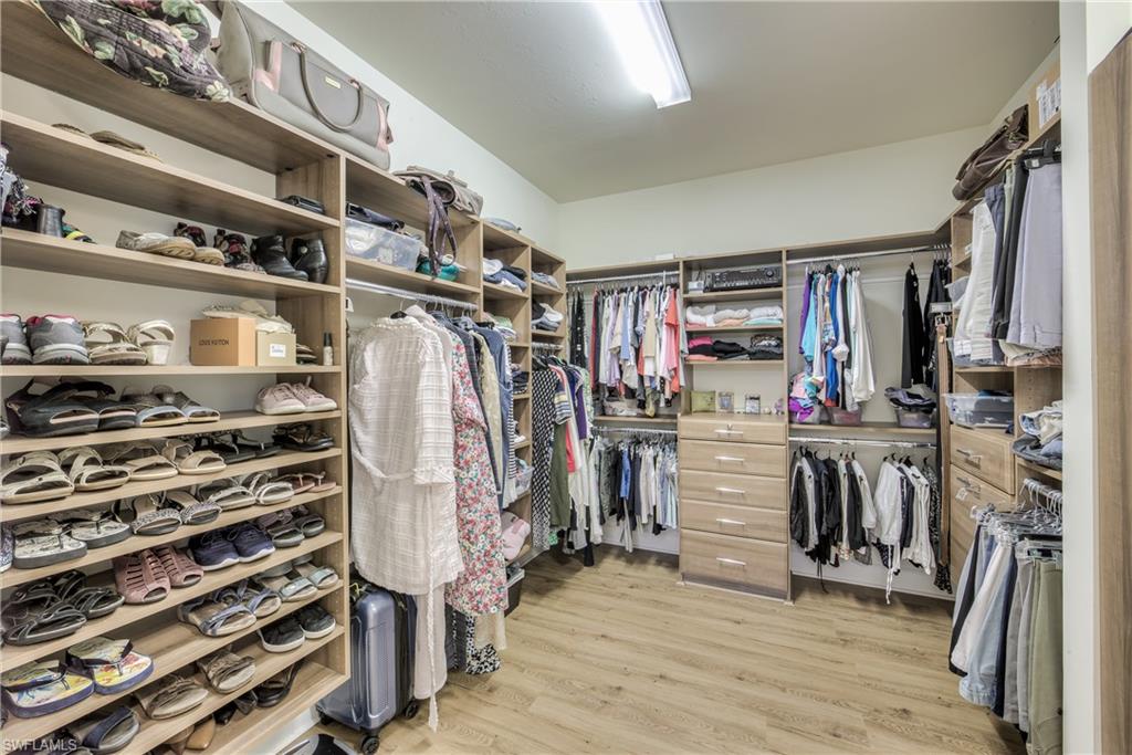 SOMERSET - Residential