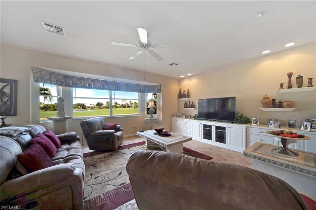 OLDE HICKORY GOLF & COUNTRY CLUB - Residential