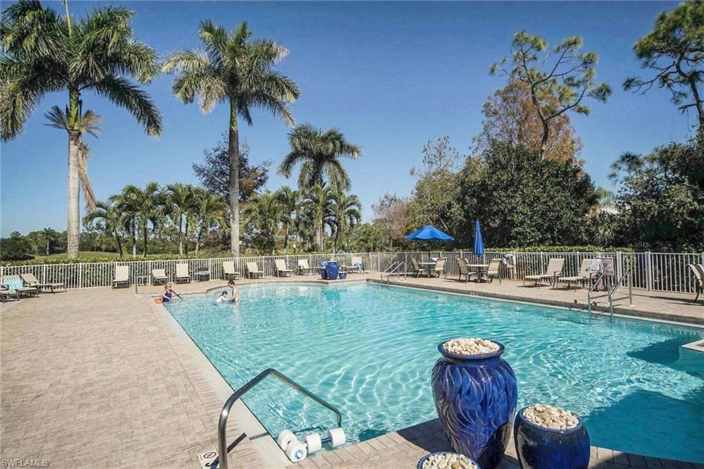 OLDE HICKORY GOLF & COUNTRY CLUB - Residential